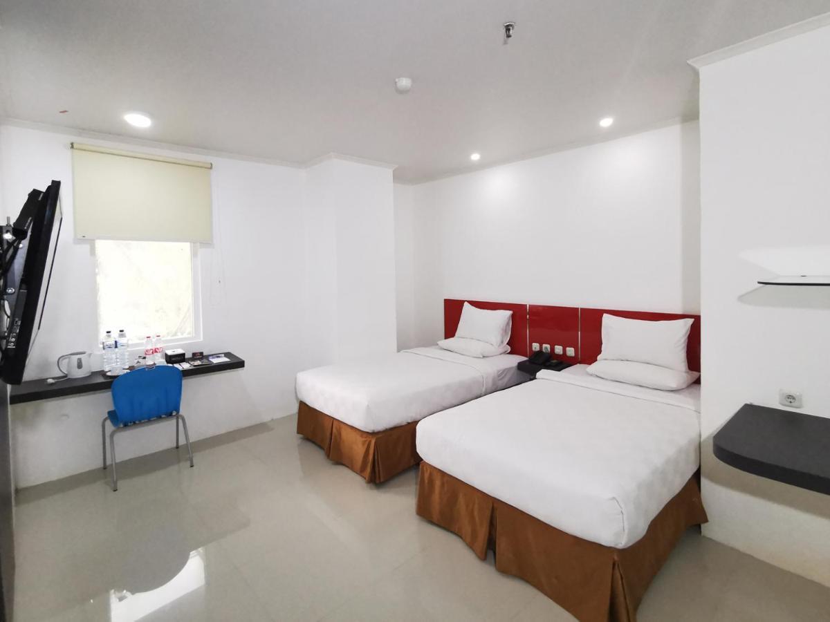 Heavenly Land Family Hotel Палембанг Экстерьер фото